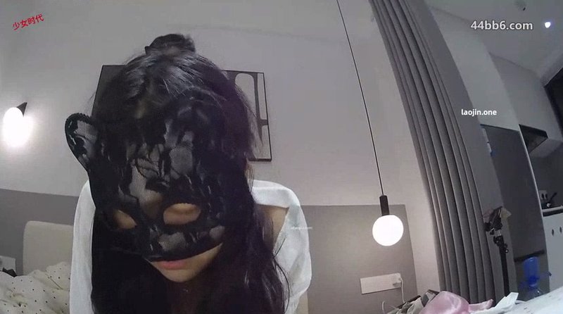 【少女时代】，刚上大二的学妹，从第一次的青涩不知所措，到如今的婉转呻吟，超清做爱特写私处！